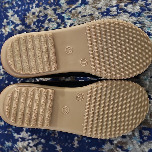 Slip On Duck Boots - Picture 3 of 4